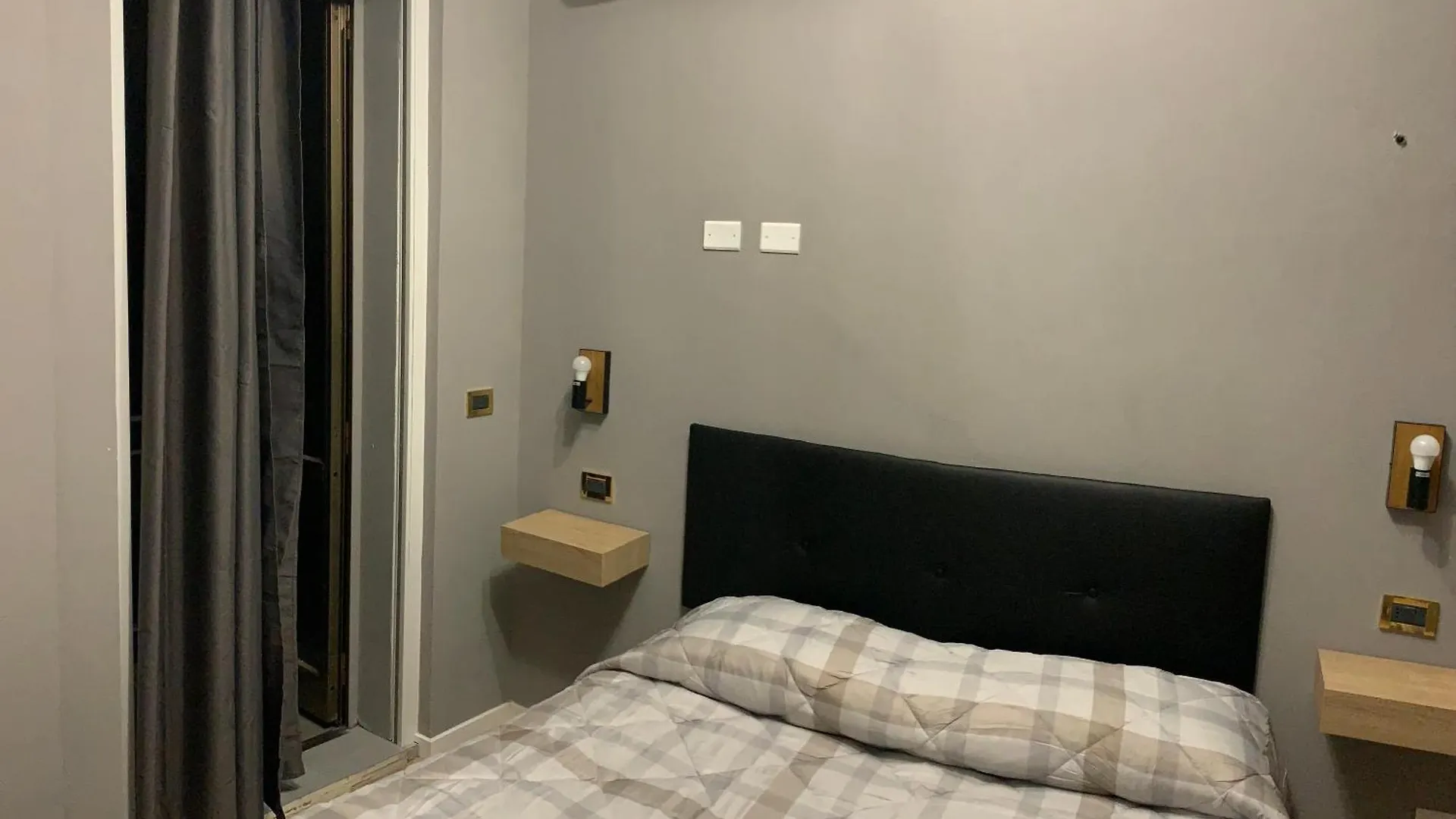 Casa de hóspedes Riva Reno 4 Rooms Bolonha Itália