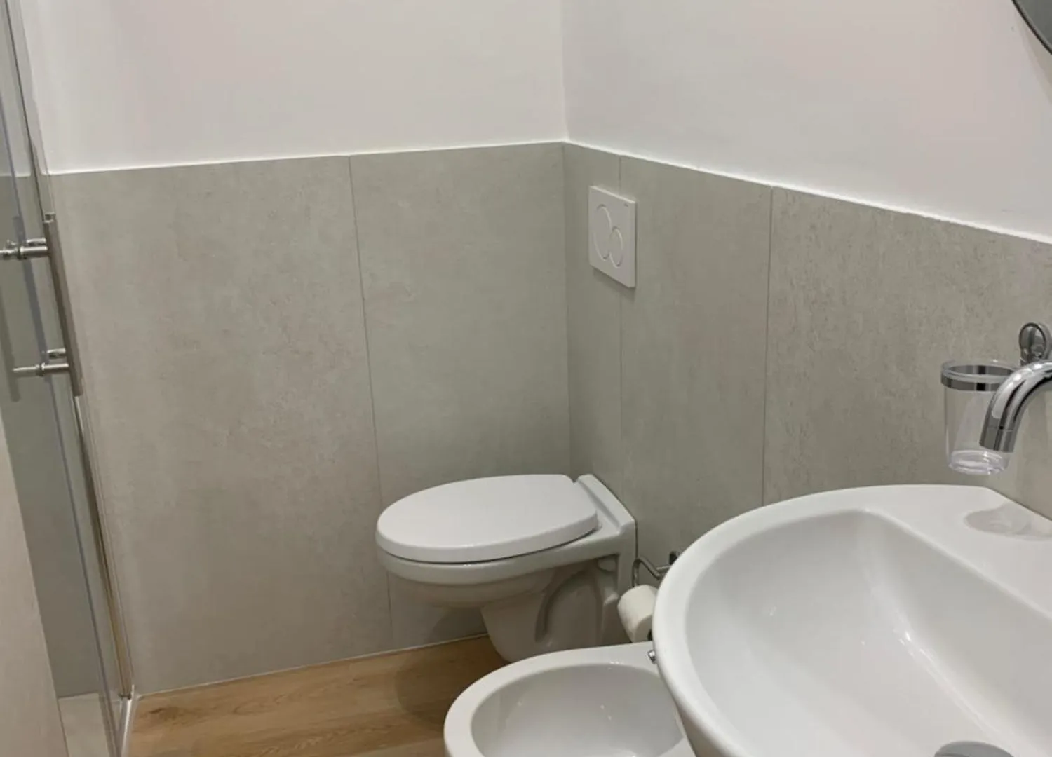 Riva Reno 4 Rooms Bolonha 0*,