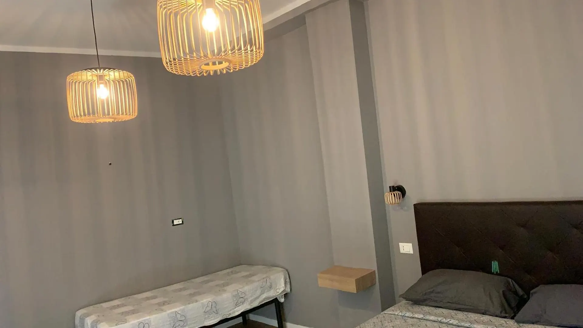 Casa de hóspedes Riva Reno 4 Rooms Bolonha