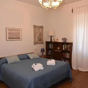 E Cameretta Con Bagno Privato , Roma Italia