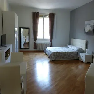 Apartamento Residenza Piazza Santo Stefano, Bolonha