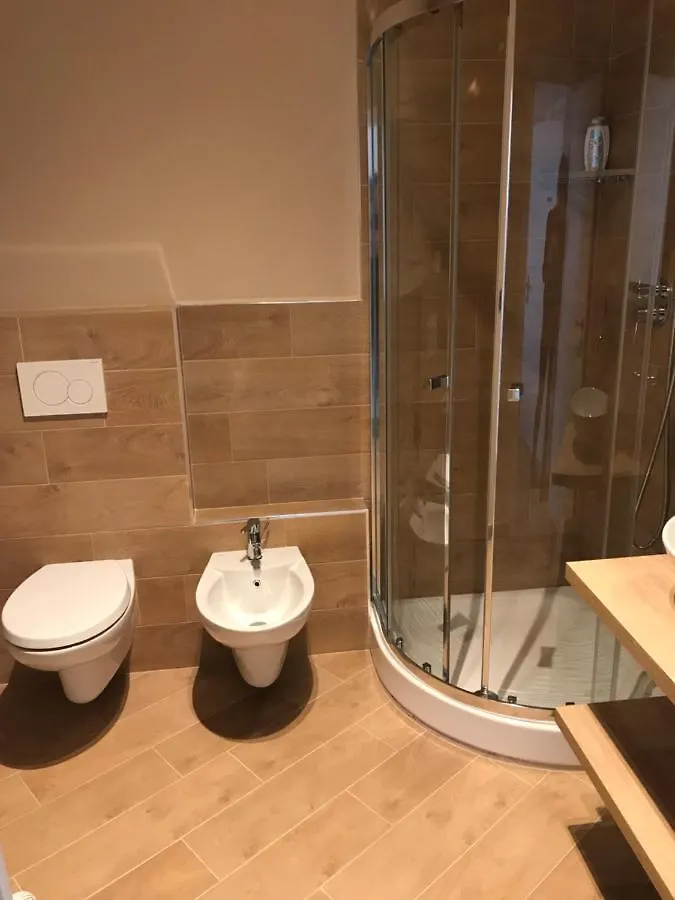 Riva Reno 4 Rooms Bologna Gasthof